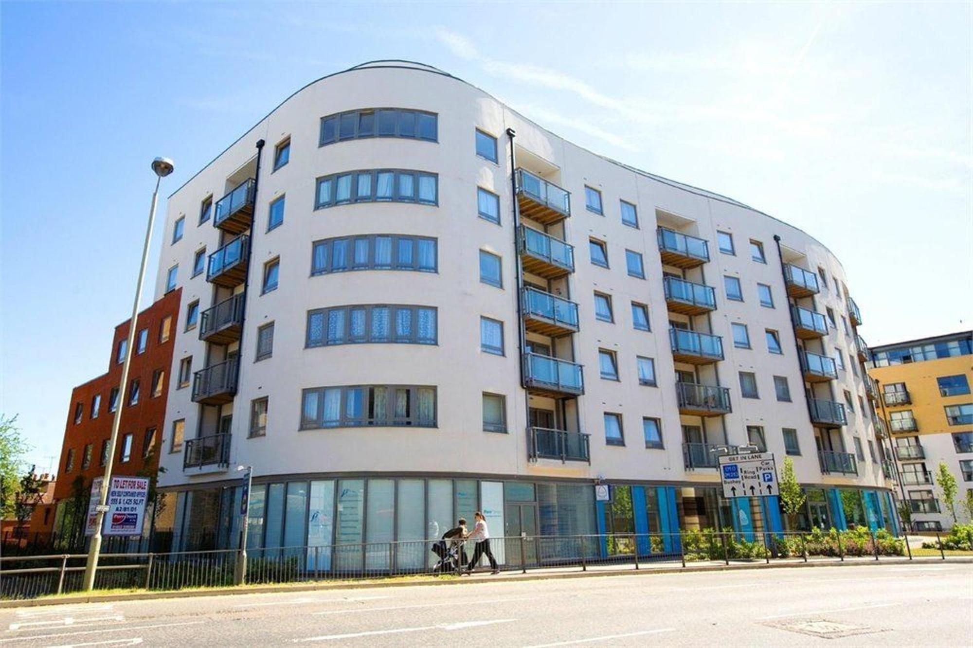 Watford Serviced Apartment, Free Parking, City Centre Εξωτερικό φωτογραφία