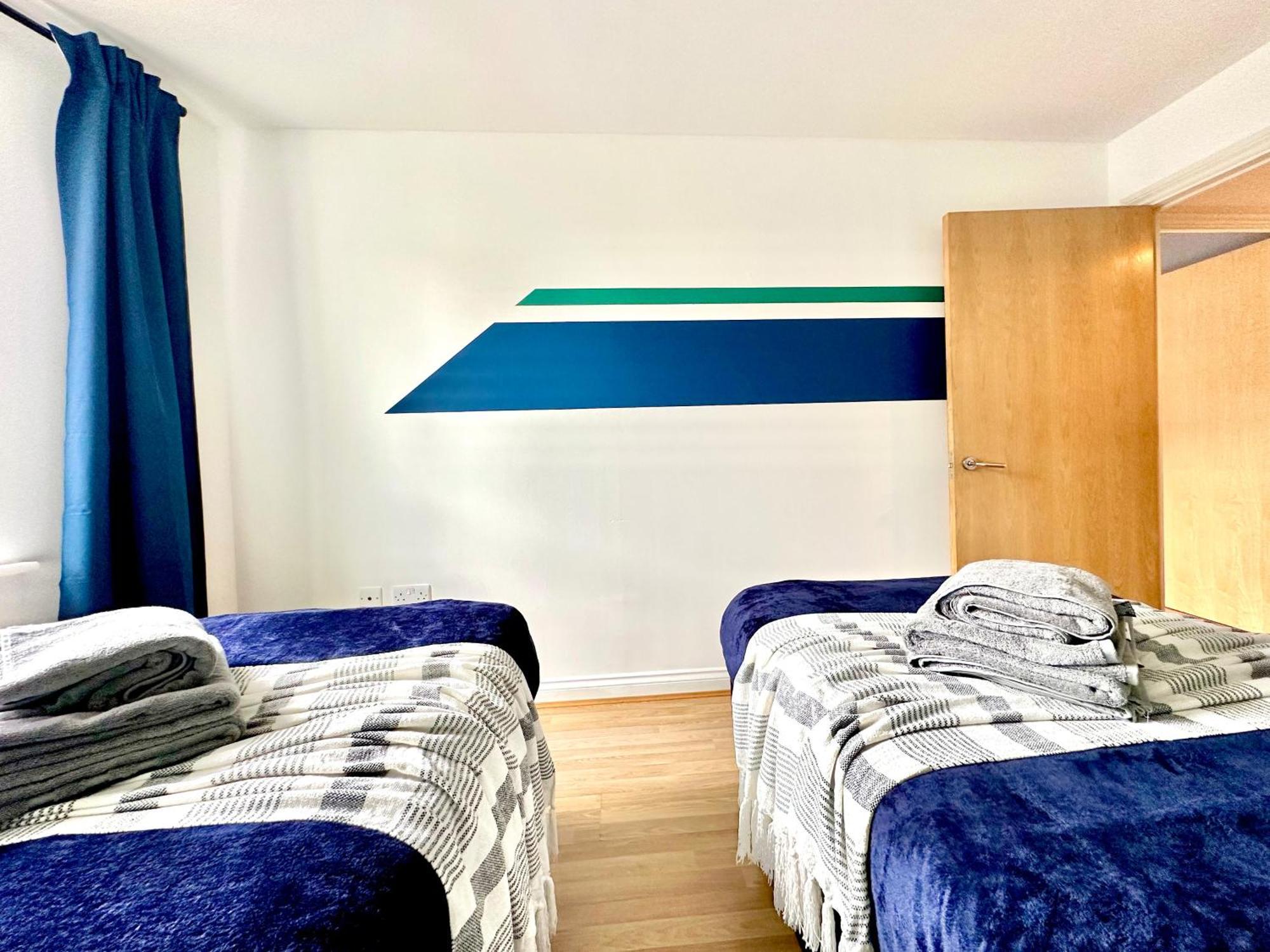Watford Serviced Apartment, Free Parking, City Centre Εξωτερικό φωτογραφία