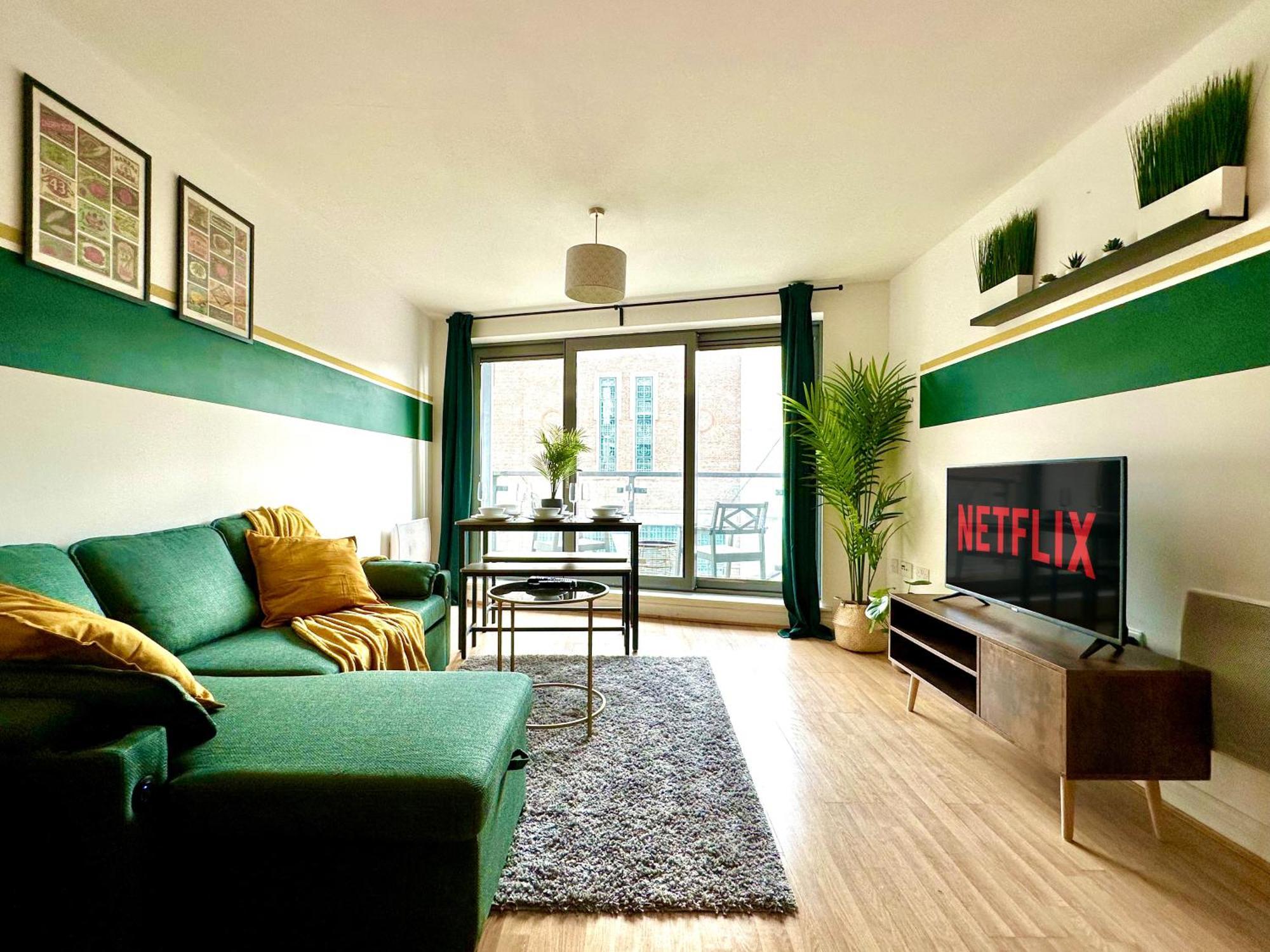 Watford Serviced Apartment, Free Parking, City Centre Εξωτερικό φωτογραφία