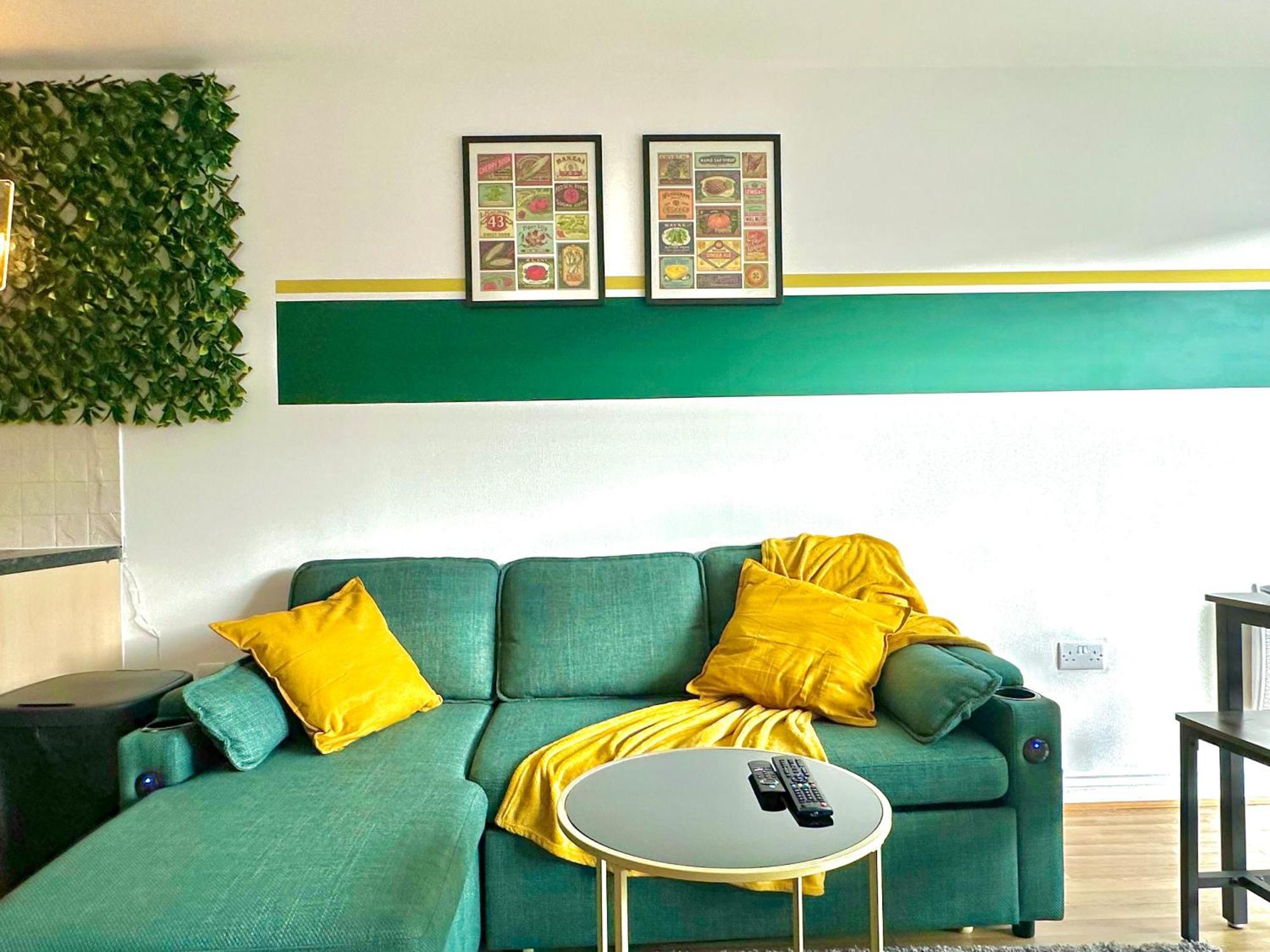 Watford Serviced Apartment, Free Parking, City Centre Εξωτερικό φωτογραφία